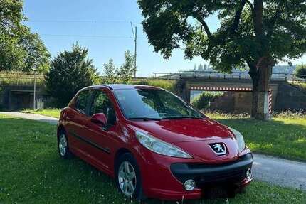 Peugeot 207 160.000 km 2.600 &euro; Stuttgart 70176