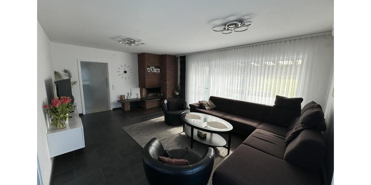 Bungalow Vaihingen an der Enz - 6.5 Zimmer, 160 m&sup2;, 875.000&euro; | Angebot:26993789