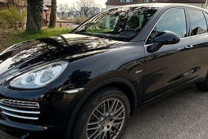Porsche Cayenne 189.000 km 18.000 &euro; Stuttgart 70619
