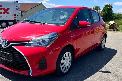 Toyota Yaris 82.000 km 9.990 € Holzgerlingen 71088