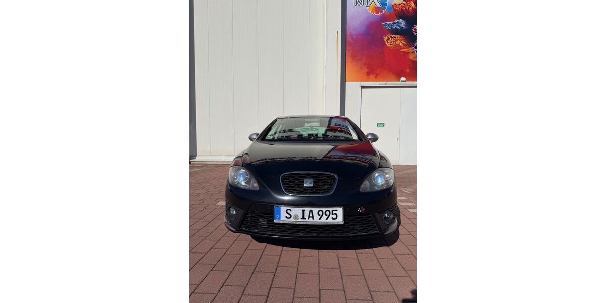 Seat Leon 140.832 km 6.300 &euro; Stuttgart 70327