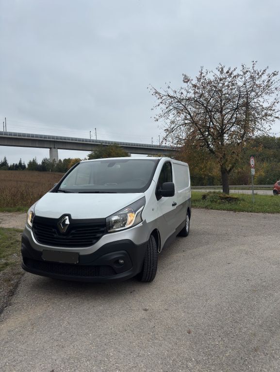 Renault Trafic 203.897 km 8.700 € Ludwigsburg 71634