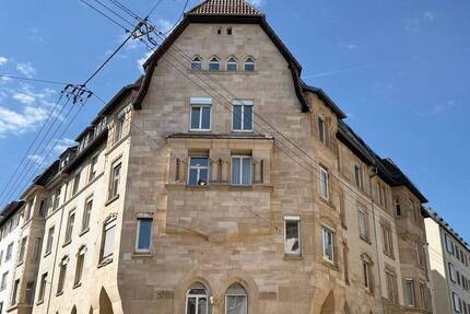 Stuttgart-West: Familienfreundliche 4-Zimmer-Wohnung im Altbaujuwel