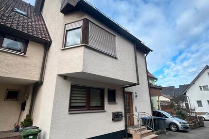 Haus Renningen - 7 Zimmer, 150 m&sup2;, 655.000&euro; | Angebot:24741224