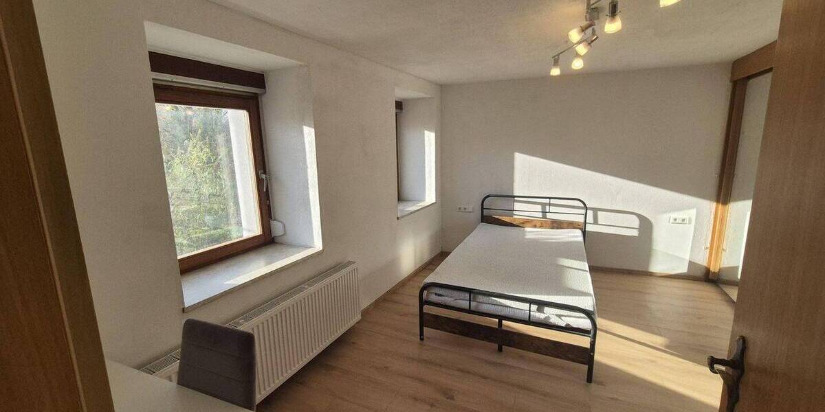 Reihenmittelhaus Pforzheim Buckenberg - 6 Zimmer, 155 m&sup2;, 390.000&euro; | Angebot:26015818