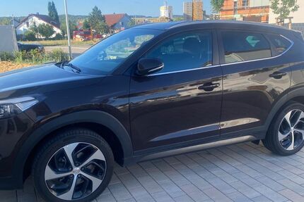 Hyundai TUCSON 71.000 km 13.500 &euro; Oberriexingen 71739