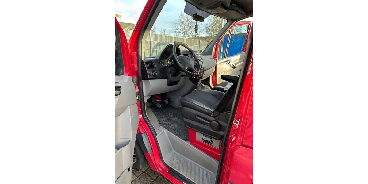 Mercedes-Benz Sprinter 194.500 km 15.000 &euro; Ludwigsburg 71634