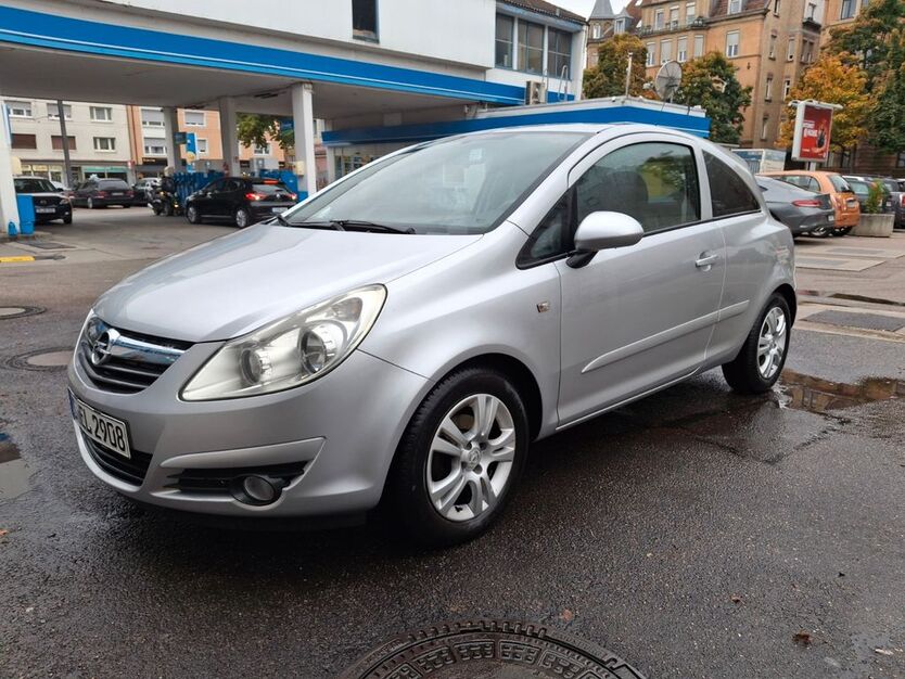 Opel Corsa 129.404 km 3.200 € Stuttgart 70374