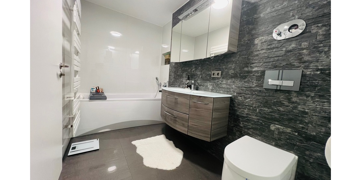 Stilvolle Erdgeschosswohnung mit Garten, Terrasse, TG-Stellplatz in Reutlingen – jetzt entdecken! - Erdgeschoßwohnung Reutlingen Reutlingen (Kernstadt) | Angebot:27305526