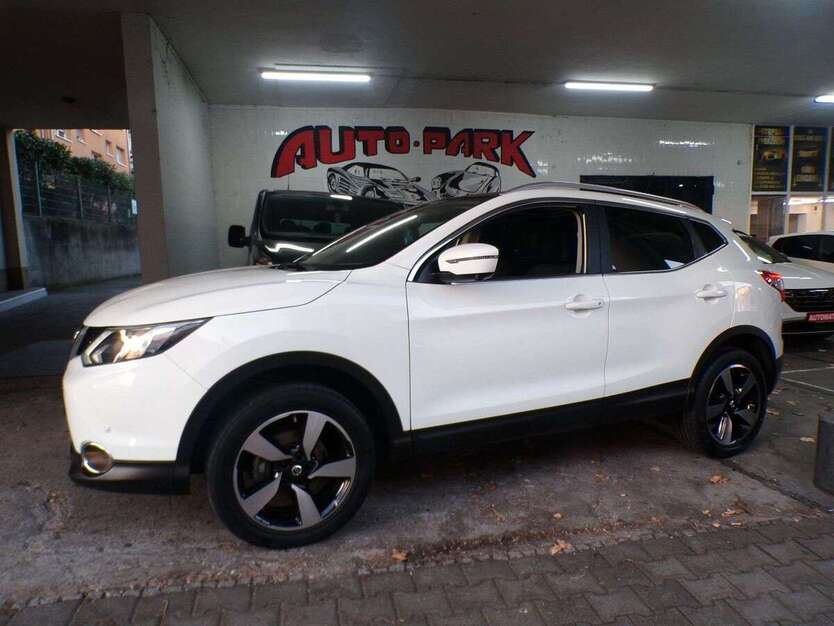 Nissan Qashqai 112.000 km 13.490 € Pforzheim 75172