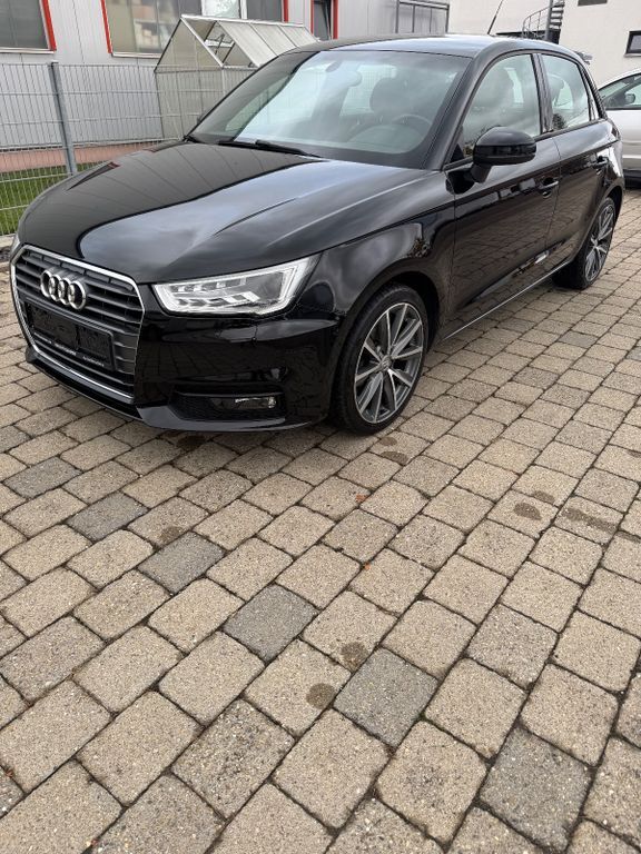 Audi A1 60.900 km 14.800 € Altdorf 71155
