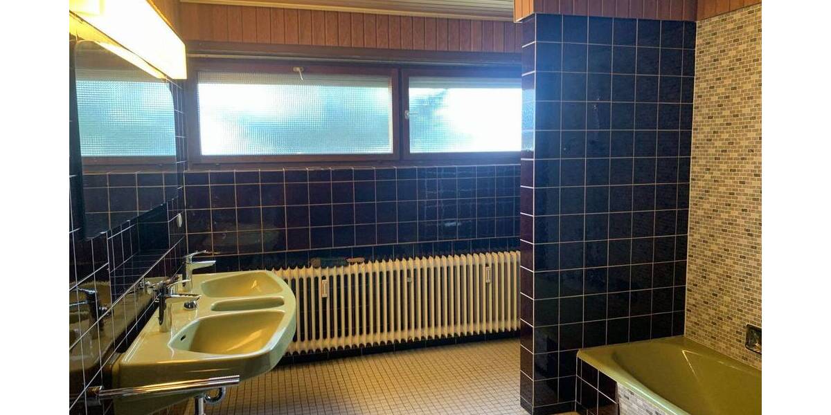 Etagenwohnung Schönaich - 4 Zimmer, 132 m&sup2;, 1.350&euro; | Angebot:26826641