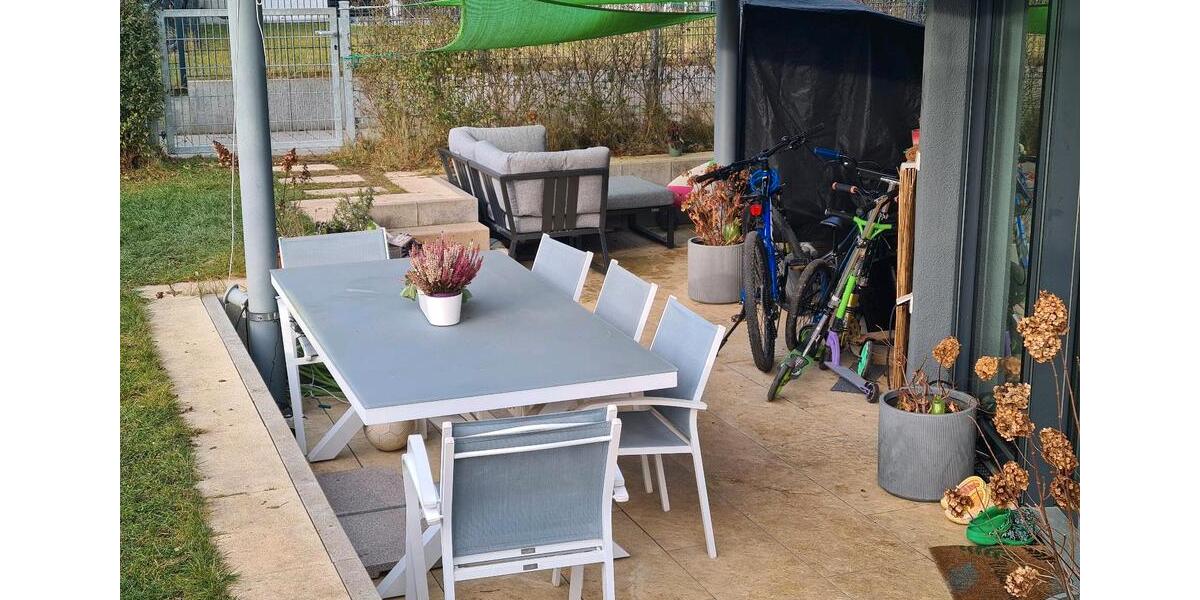 Erdgeschoßwohnung Sindelfingen Darmsheim - 4 Zimmer, 99 m&sup2;, 1.640&euro; | Angebot:24538408