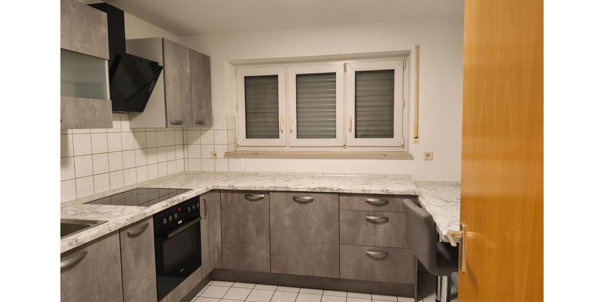 Erdgeschoßwohnung Reutlingen Reutlingen (Kernstadt) - 3 Zimmer, 80 m&sup2;, 1.220&euro; | Angebot:24438157