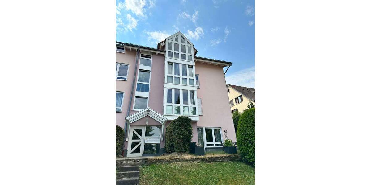Etagenwohnung Böblingen Böblingen (Stadt) - 4 Zimmer, 115 m&sup2;, 1.750&euro; | Angebot:25480209