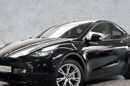 Tesla Model Y 28.293 km 41.900 &euro; Asperg 71679