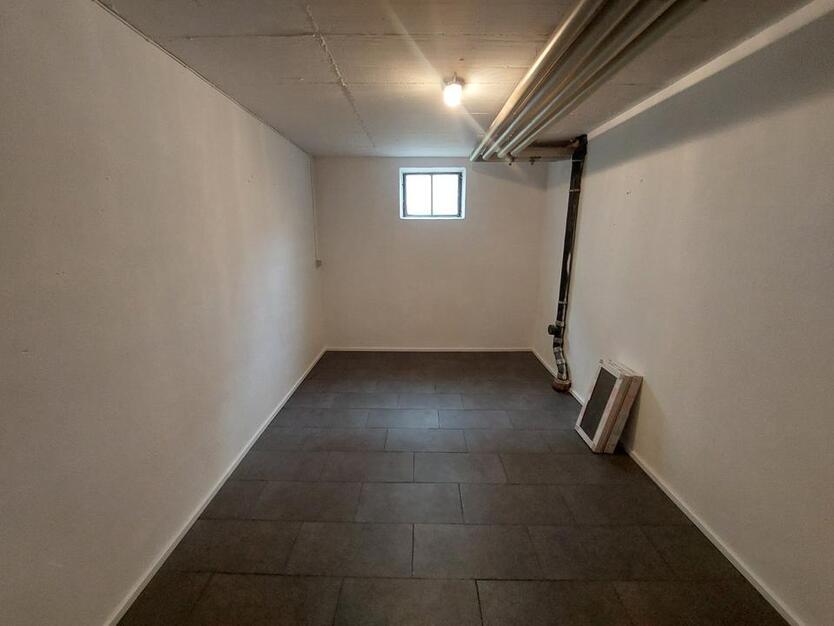 Frisch renovierte 3-Zimmer Wohnung direkt bezugsfrei