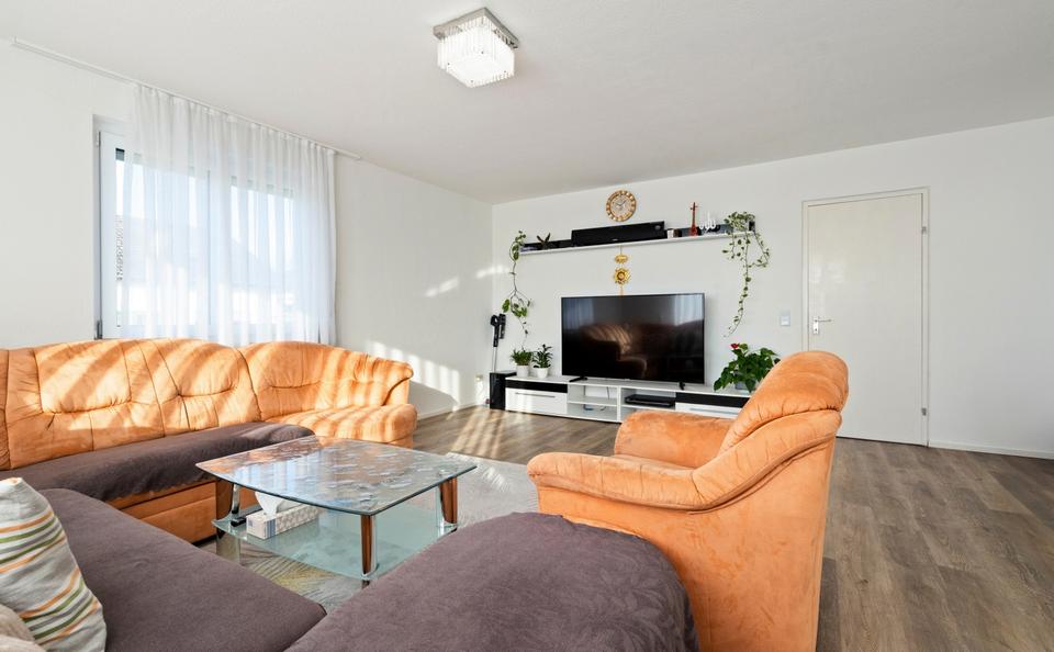Erdgeschoßwohnung Rottenburg am Neckar - 4.5 Zimmer, 135 m&sup2;, 323.700&euro; | Angebot:26162943