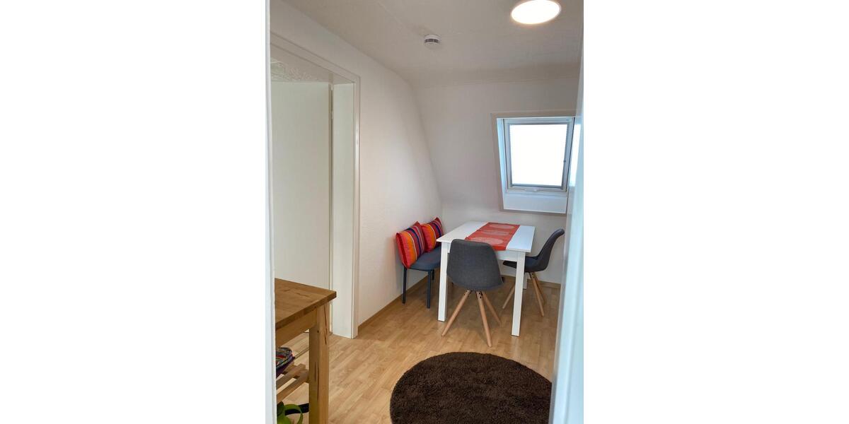Dachgeschoßwohnung Ludwigsburg Pflugfelden - 1.5 Zimmer, 31 m&sup2;, 620&euro; | Angebot:27601247