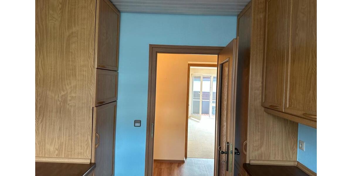 Etagenwohnung Kernen im Remstal - 4 Zimmer, 85 m&sup2;, 1.300&euro; | Angebot:24785910