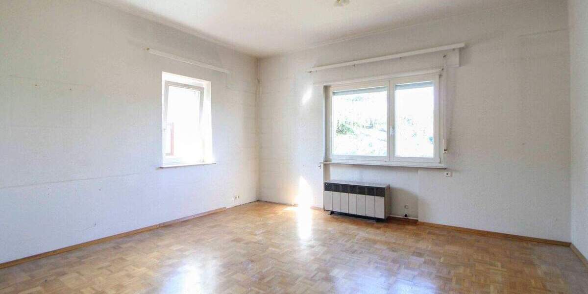 Mehrfamilienhaus, Wohnhaus Stuttgart Botnang - 9 Zimmer, 204 m&sup2;, 1.200.000&euro; | Angebot:24622147