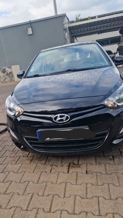 Hyundai i20 60.000 km 10.000 € Stuttgart 70174