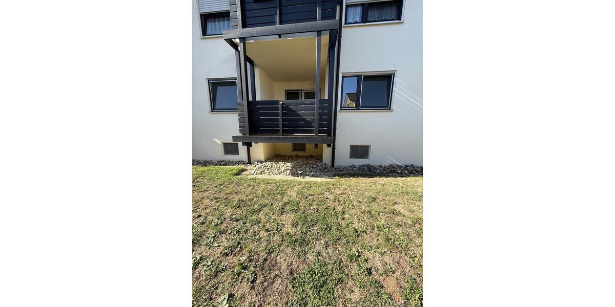 Etagenwohnung Reutlingen Sondelfingen - 3.5 Zimmer, 79 m&sup2;, 1.200&euro; | Angebot:27543998
