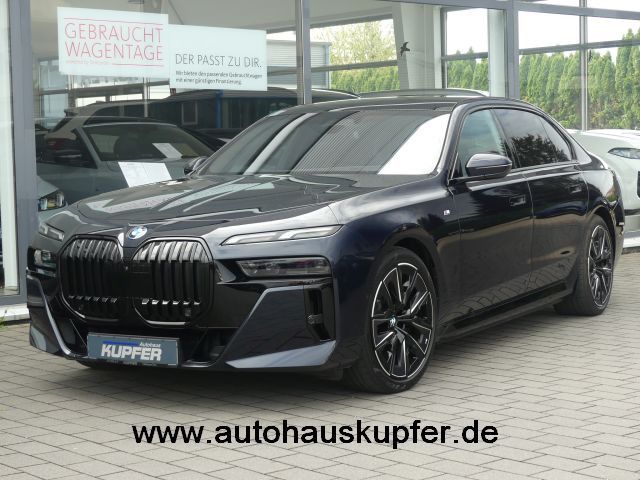 BMW i7 14.250 km 87.900 &euro; Vaihingen / Enz 71665
