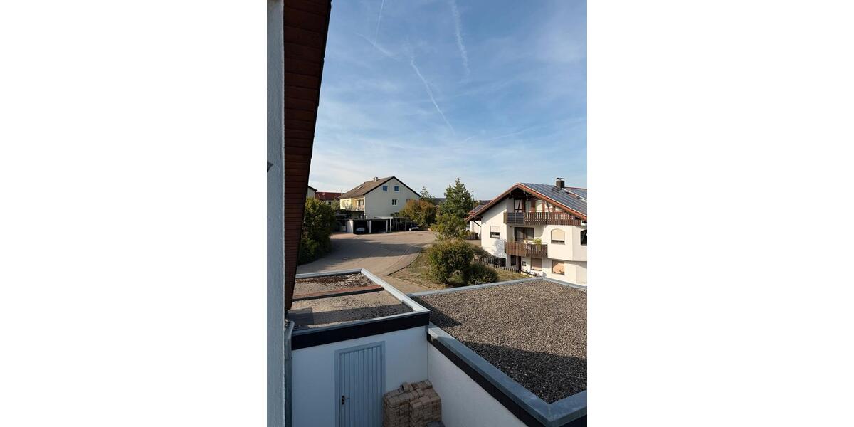 Dachgeschoßwohnung Dußlingen - 2.5 Zimmer, 80 m&sup2;, 1.000&euro; | Angebot:27592938