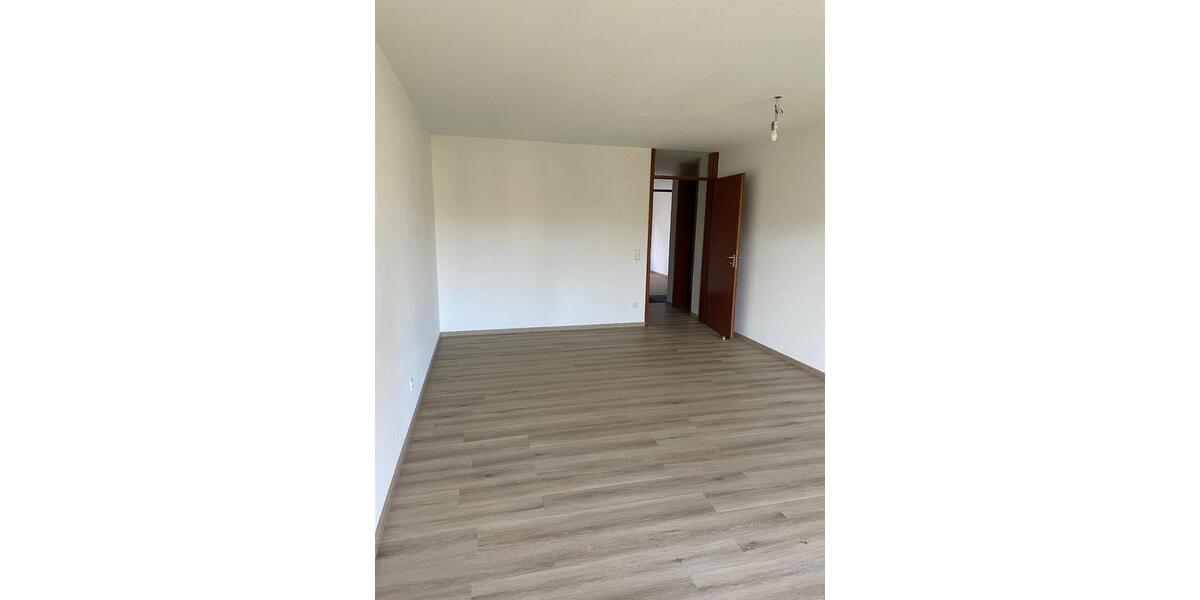 Erdgeschoßwohnung Sindelfingen Darmsheim - 2 Zimmer, 64 m&sup2;, 1.000&euro; | Angebot:24555188