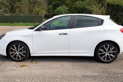 Alfa Romeo Giulietta 114.200 km 12.500 € Nürtingen 72622