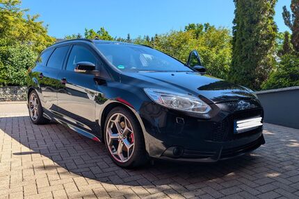 Ford Focus 225.000 km 7.800 &euro; Wildberg 72218