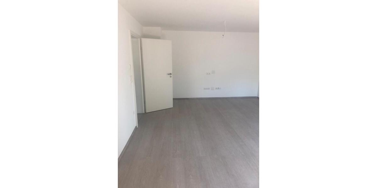 Erdgeschoßwohnung Pforzheim - 3 Zimmer, 89 m&sup2;, 1.100&euro; | Angebot:26567991