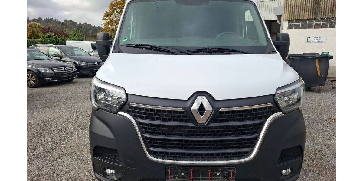 Renault Master 153.000 km 15.800 € Kernen i. r 71394
