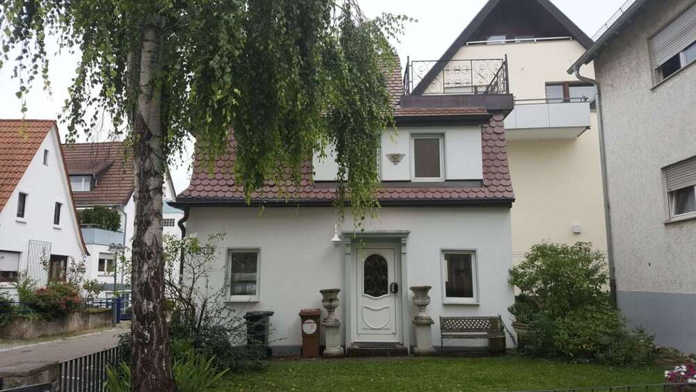 Einfamilienhaus Stuttgart Zuffenhausen - 2.5 Zimmer, 46 m&sup2;, 750&euro; | Angebot:26808166