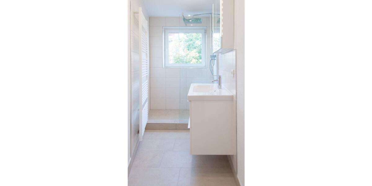 Zimmer Stuttgart Ost - 3 Zimmer, 74 m&sup2;, 1.350&euro; | Angebot:25776964