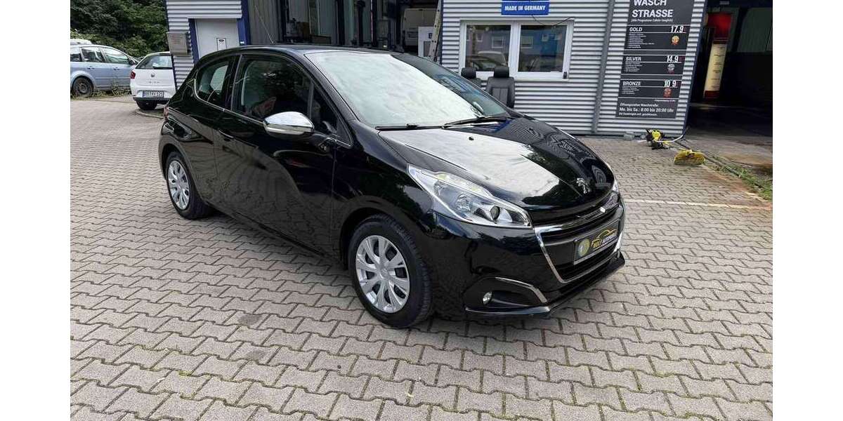 Peugeot 208 96.000 km 5.999 &euro; Pforzheim 75173