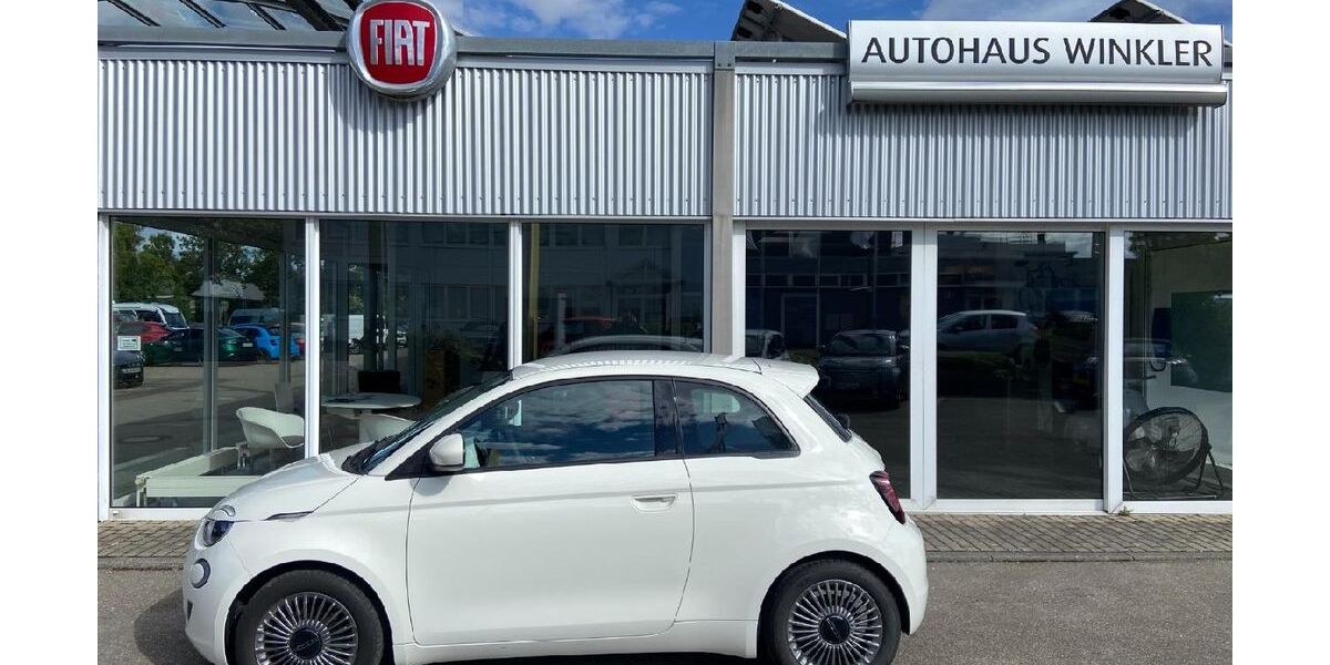 Fiat 500e 10.950 km 24.450 &euro; Asperg 71679