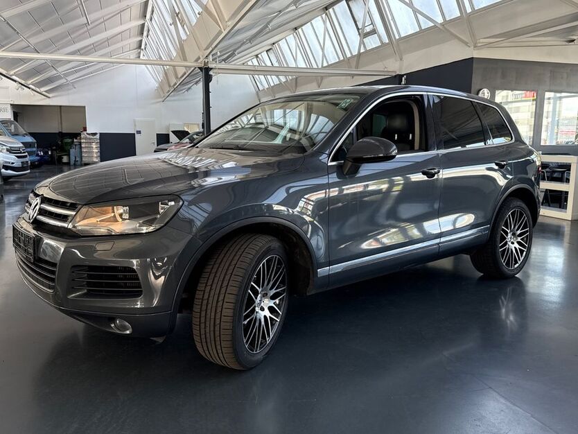 VW Touareg 281.757 km 11.900 € Reutlingen 72766