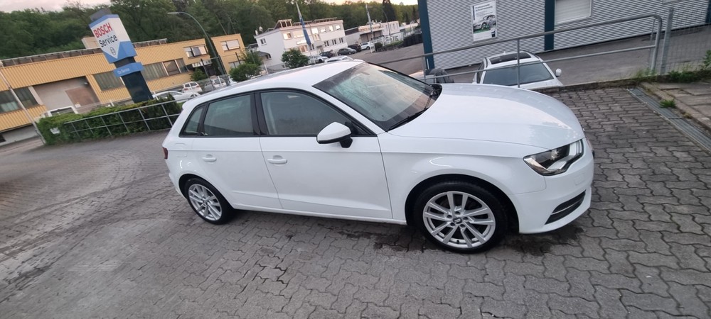 Audi A3 136.000 km 11.800 &euro; Mühlacker 75417