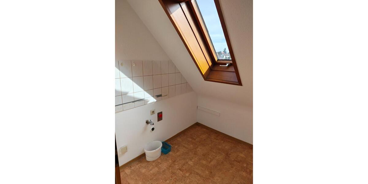 Dachgeschoßwohnung Stuttgart Stuttgart-West - 3 Zimmer, 65 m&sup2;, 690&euro; | Angebot:25972434