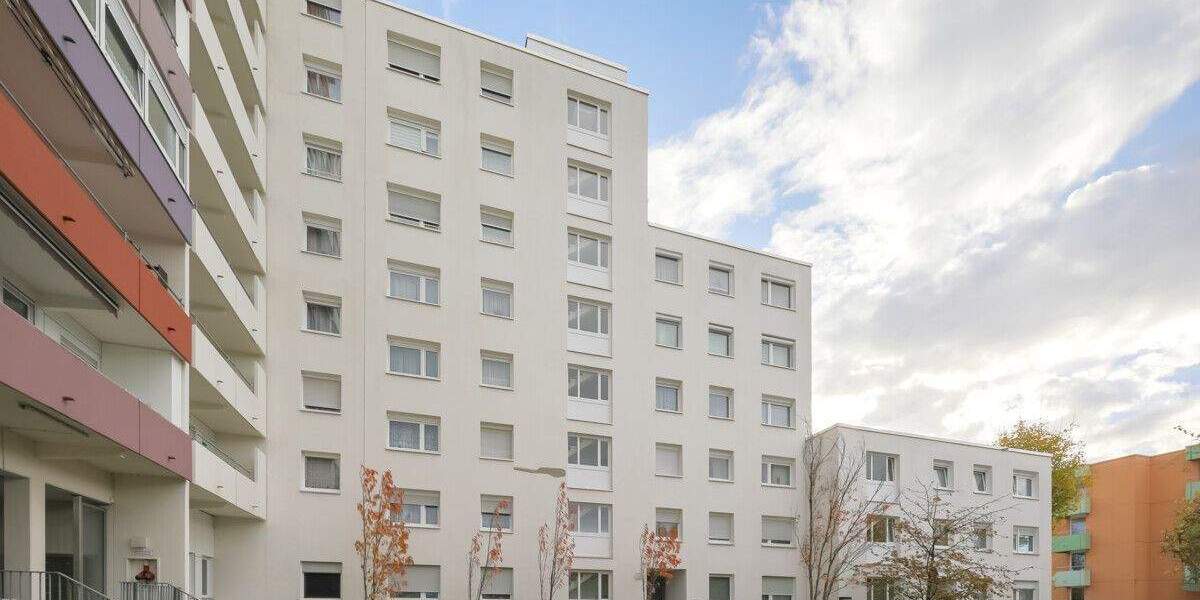 Helle 3,5 Zimmer-Wohnung mit schönem Balkon, neues Bad und Aufzug! 3 zimmer