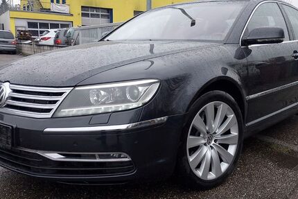 VW Phaeton 275.000 km 9.599 &euro; Ludwigsburg 71642