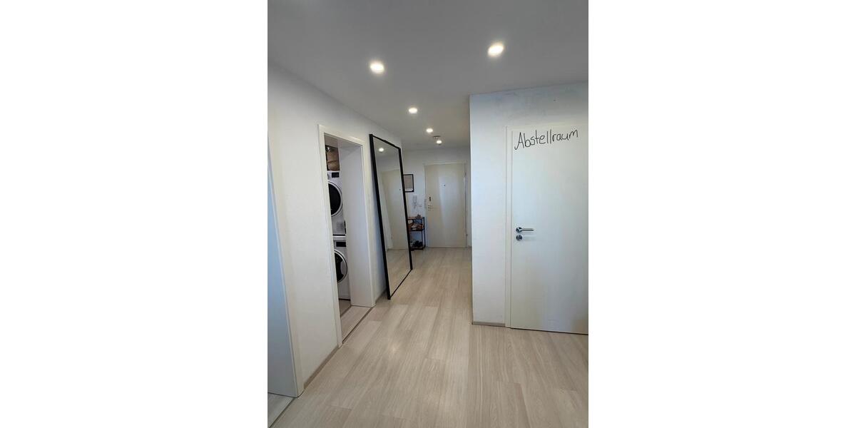 Etagenwohnung Herrenberg - 3.5 Zimmer, 88 m&sup2;, 1.350&euro; | Angebot:26330138