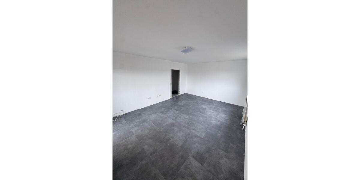 Etagenwohnung Schönaich - 3.5 Zimmer, 78 m&sup2;, 1.150&euro; | Angebot:26517749