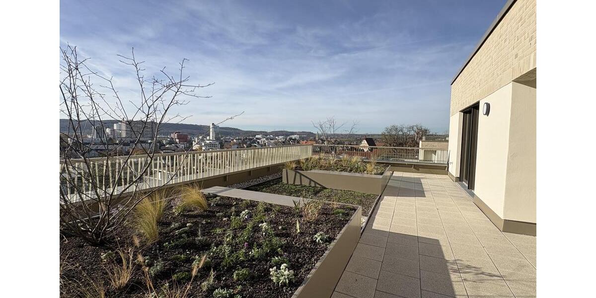 Dachgeschoßwohnung Leonberg - 3 Zimmer, 99 m&sup2;, 2.083&euro; | Angebot:23712851