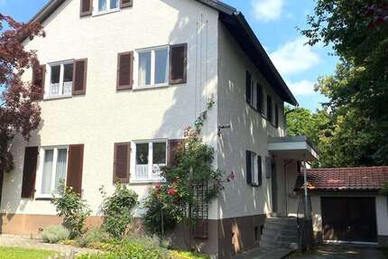 Haus Böblingen Dagersheim - 10 Zimmer, 232 m&sup2;, 2.150&euro; | Angebot:26780472