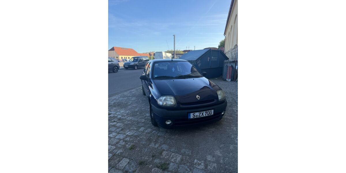 Renault Clio 145.000 km 1.990 &euro; Stuttgart 70437
