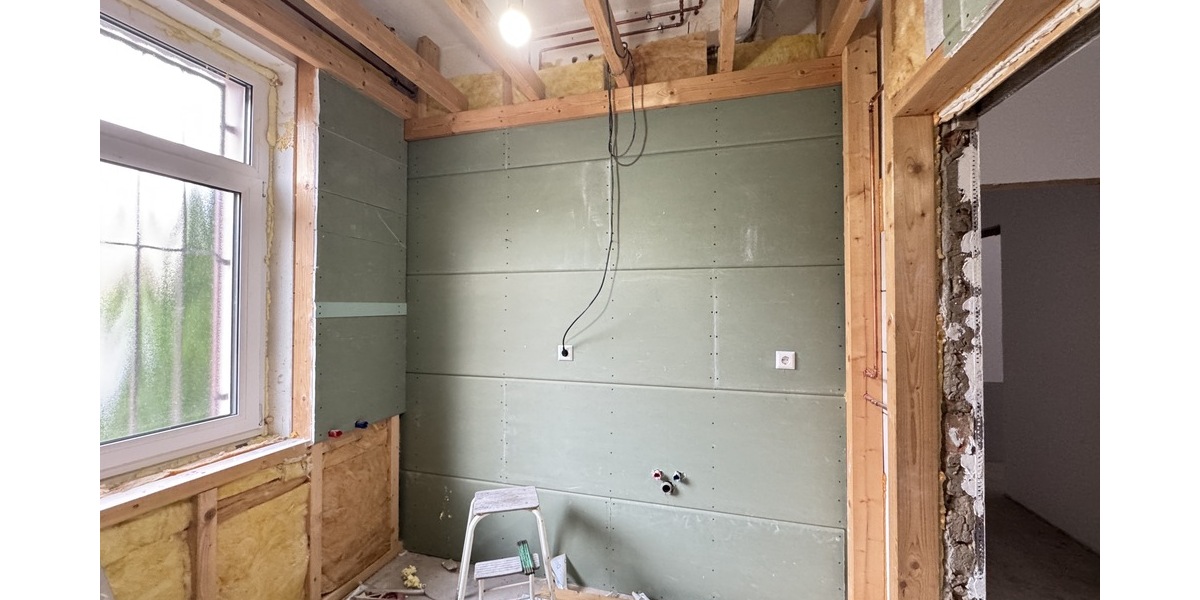 Teilsaniertes 3-Familienhaus in Pforzheim-Würm - Mehrfamilienhaus, Wohnhaus Pforzheim Eutingen | Angebot:23421912