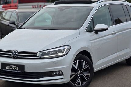 VW Touran 54.000 km 24.990 &euro; Hildrizhausen 71157